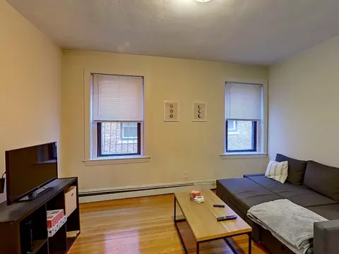 11 Aberdeen St #4, Boston, MA 02215