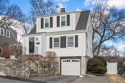 26 Grafton Ave, Westwood, MA 02090