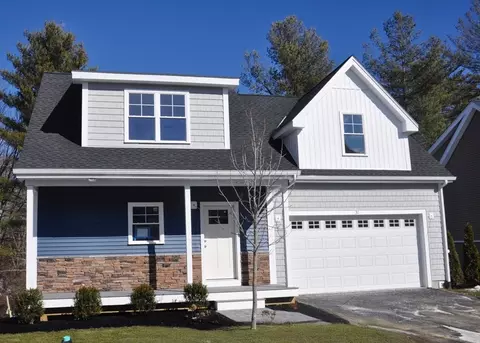 31 Willow Pond Cir #31, Medway, MA 02053
