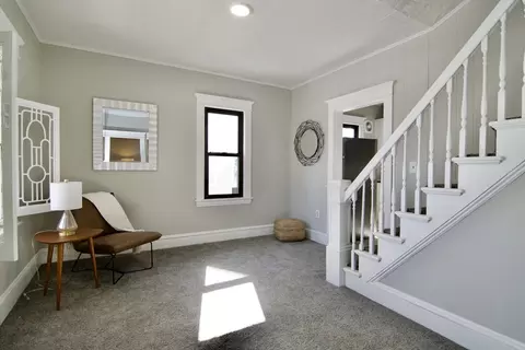 30 Duryea St, Springfield, MA 01104 photo 9