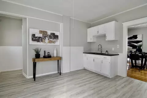 30 Duryea St, Springfield, MA 01104 photo 5