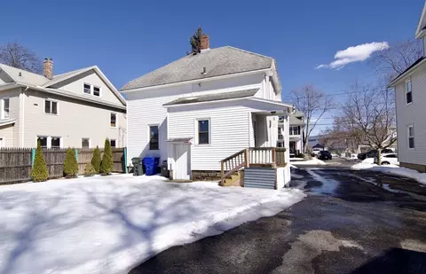 30 Duryea St, Springfield, MA 01104 photo 3