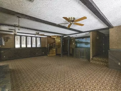 233 Annette Ave, Woonsocket, RI 02895 photo 8
