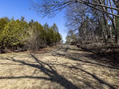233 Annette Ave, Woonsocket, RI 02895 photo 30