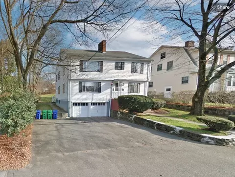 886-888 Chestnut St, Waban, MA 02468