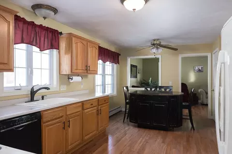 Kitchen - 3 Northgate Cir, Worcester, MA 01606 photo 1 of 2
