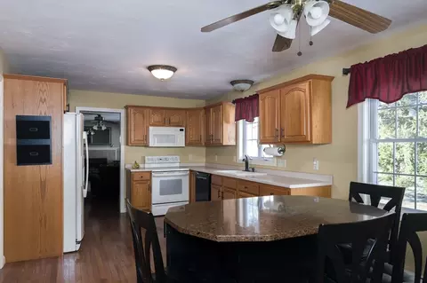 Kitchen - 3 Northgate Cir, Worcester, MA 01606 photo 2 of 2