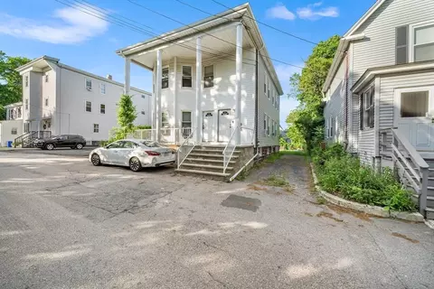 42-44 Oakland Ave, Attleboro, MA 02703