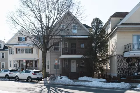 472 Medford St, Somerville, MA 02145