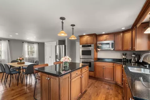 510 Hayward St, Bridgewater, MA 02324