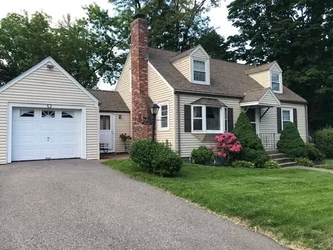 81 Pond, Natick, MA 01760