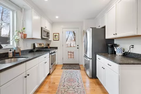 2 Garfield St, Maynard, MA 01754 photo 8