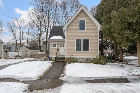 2 Garfield St, Maynard, MA 01754