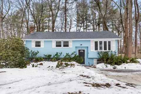 11 Oak St, Billerica, MA 01862