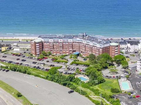 9 Park Ave #414, Hull, MA 02045