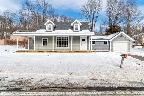 75 Main St, Wales, MA 01081