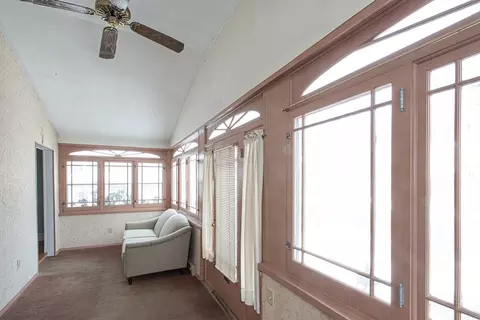 34 High St, Northampton, MA 01062 photo 8