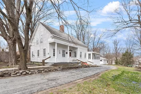 215 West St, Leominster, MA 01453