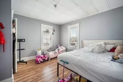 Bedroom - 40-42 Ranney St, Springfield, MA 01108 photo 3 of 5