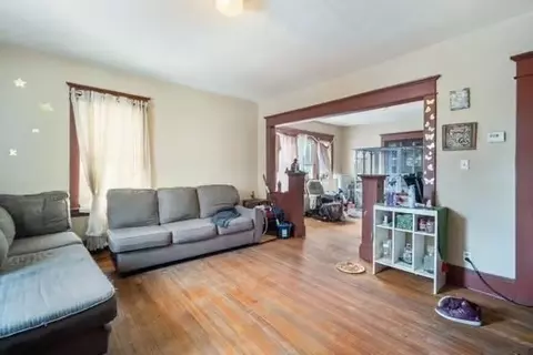Living - 40-42 Ranney St, Springfield, MA 01108 photo 3 of 4