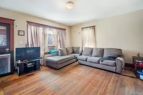 Living - 40-42 Ranney St, Springfield, MA 01108 photo 4 of 4