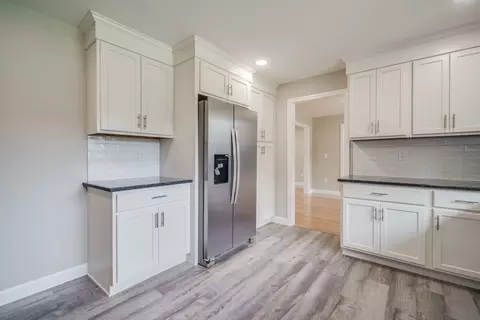 Kitchen - 1424 Plumtree Rd, Springfield, MA 01119 photo 4 of 4