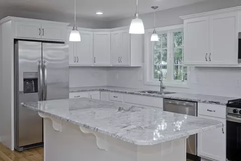 50 Wilton, Springfield, MA 01119 photo 3