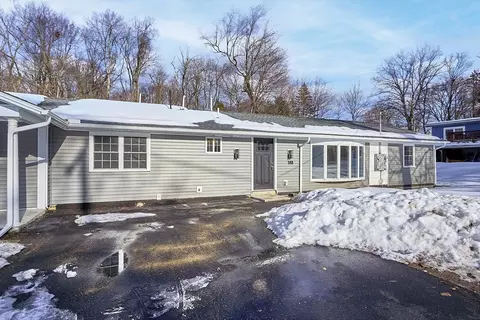 18 Pratt St #B, Lunenburg, MA 01462