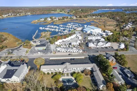 141 Main St #10, Dennis, MA 02670