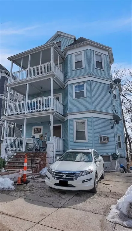 76 Kingsdale St, Boston, MA 02124