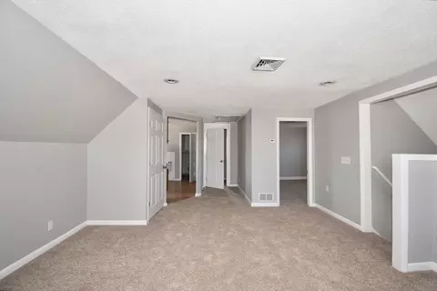 540-542 White St, Springfield, MA 01108 photo 12