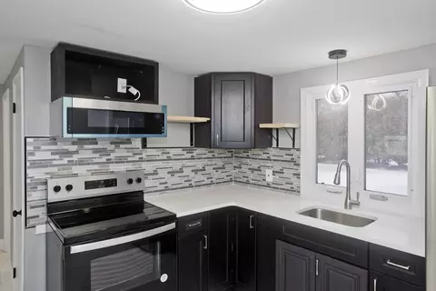 Kitchen - 88 Price St, Springfield, MA 01104 photo 3 of 5