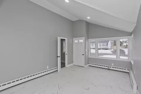 Living - 88 Price St, Springfield, MA 01104 photo 1 of 4