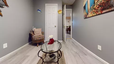 Entry Way - 297 Main, Springfield, MA 01151 photo 1 of 3