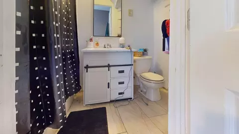 Bath - 297 Main, Springfield, MA 01151 photo 1 of 2
