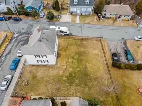 228 Bayview St, Fall River, MA 02724 photo 9