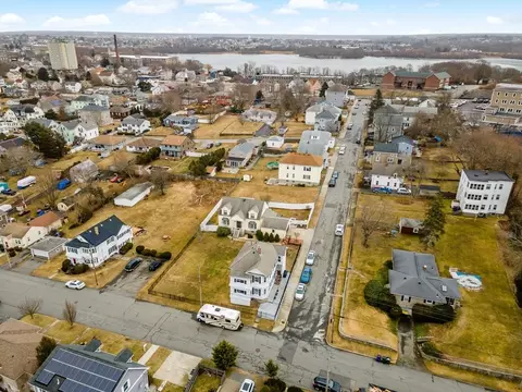 228 Bayview St, Fall River, MA 02724 photo 42
