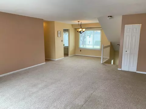 114 Nassau Dr #114, Springfield, MA 01129 photo 5