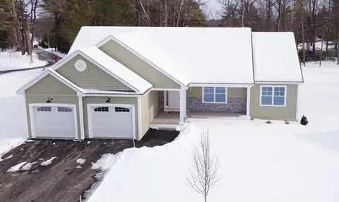 37 Juliana Ave, Nashua, NH 03064