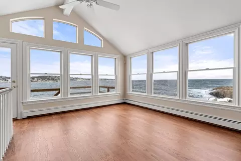 52 Bearskin Nck, Rockport, MA 01966