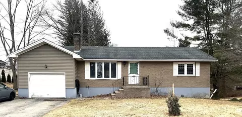77 Mason Rd, Dudley, MA 01571