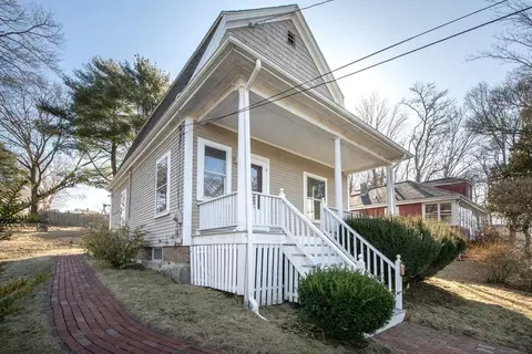 96 Green St, Weymouth, MA 02191