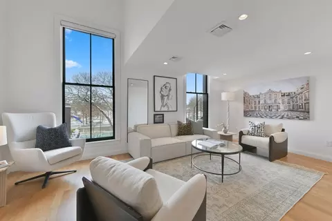 124 Beacon St #3R, Boston, MA 02116