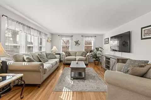 1 Locust St, Hyannis, MA 02601 photo 17