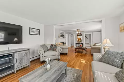 1 Locust St, Hyannis, MA 02601 photo 22