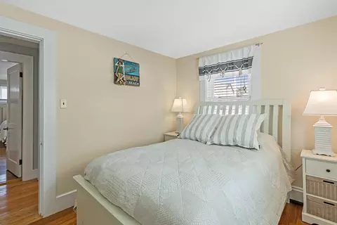 1 Locust St, Hyannis, MA 02601 photo 34