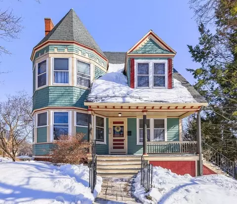 26 Germain St, Worcester, MA 01602