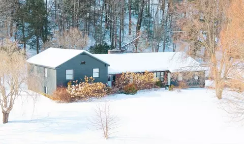 31 West St, Montague, MA 01351