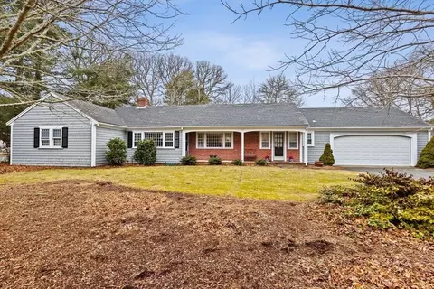32 Erickson Way, Yarmouth, MA 02664