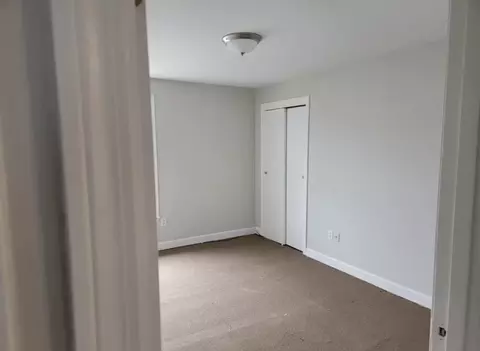 Bedroom - 344 Jencks St, Fall River, MA 02723 photo 2 of 4